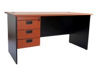 Silini 140 Office Desk with Fixed Drawers