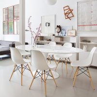 Ultimate Eames Style DSW Plastic Dining Chair - White (Pack of 4)