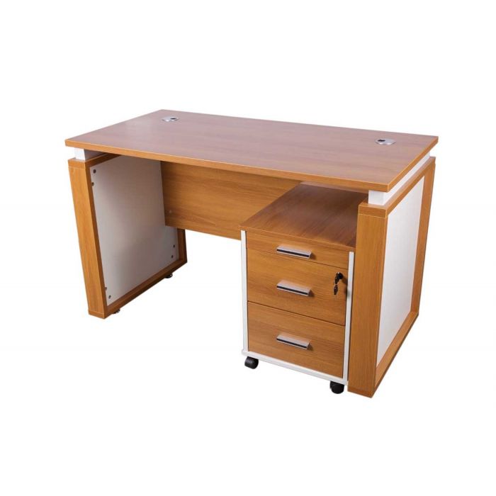 Essential Tips Before Buying Executive Office Desks Online